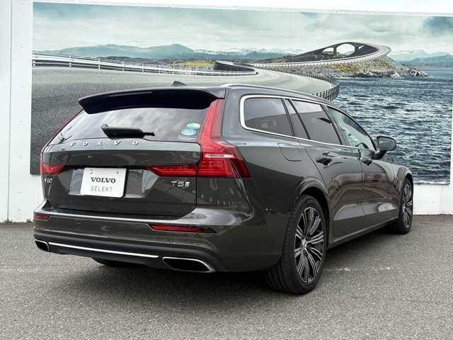 V60 T5 インスクリプション 認定中古車・ワンオーナー・禁煙車・弊社下取車・B&Wプレミアムサウンドシステム・茶革・シートヒーター&クーラー(13枚目)
