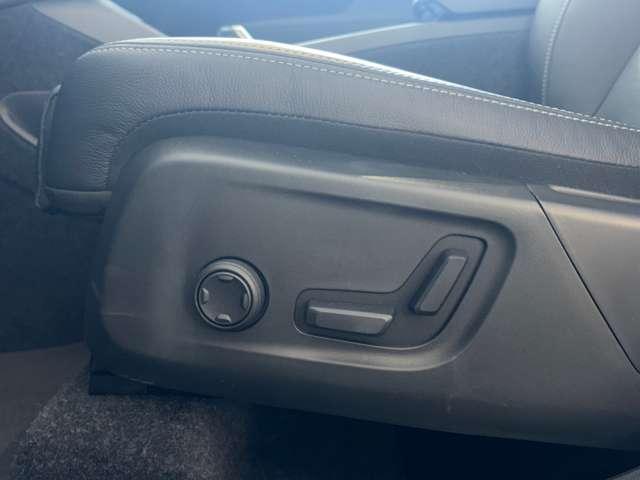 ＸＣ４０ アルティメット　Ｂ４　ＡＷＤ　４ＷＤ　サンルーフ　３６０度カメラ　グーグル搭載搭載車　Ｈａｒｍａｎ　ｋａｒｄｏｎスピーカー　シートヒーター　ハンドルヒーター　リアシートヒーター（34枚目）