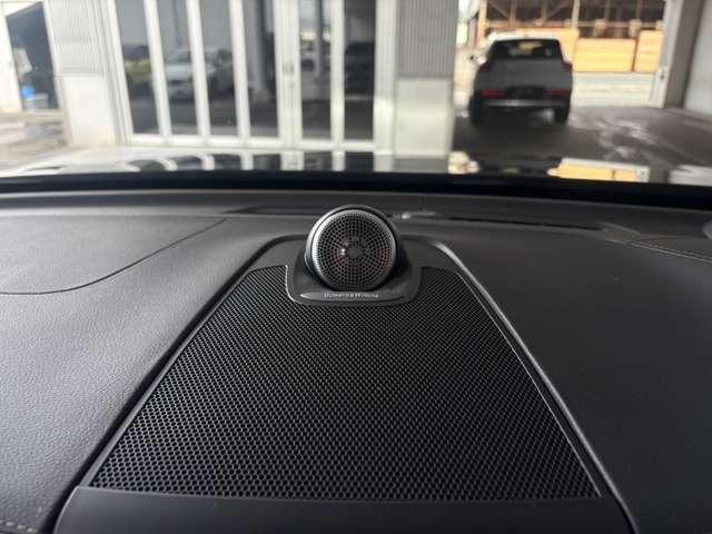 ＸＣ６０ アルティメット　Ｂ５　ＡＷＤ　４ＷＤ　３６０度カメラ　サンルーフ　ドライブレコーダー　グーグル搭載車両　Ｂ＆Ｗスピーカー　エアサスペンション装着車　　シートクーラー（27枚目）