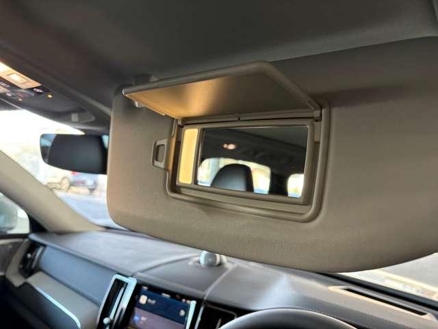 ＸＣ６０ ウルトラ　Ｂ５　ＡＷＤ　４ＷＤ　３６０度カメラ　サンルーフ　ドライブレコーダー　グーグル搭載車両　　シートクーラー（26枚目）