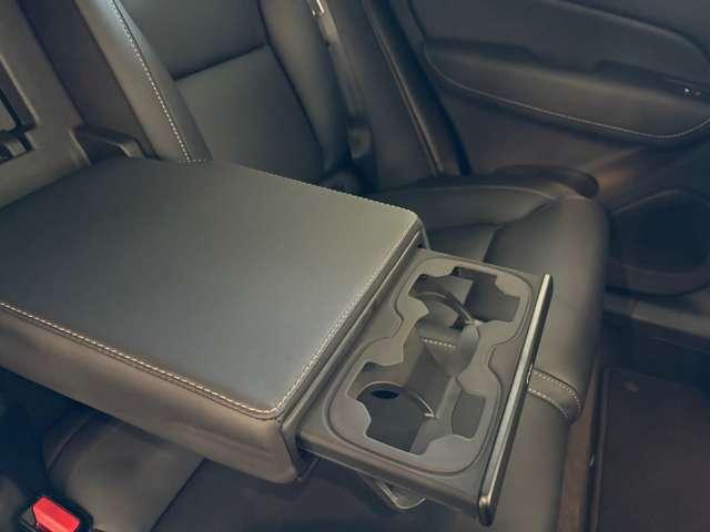 ＸＣ６０ ウルトラ　Ｂ５　ＡＷＤ　４ＷＤ　３６０度カメラ　サンルーフ　ドライブレコーダー　グーグル搭載車両　　シートクーラー（29枚目）