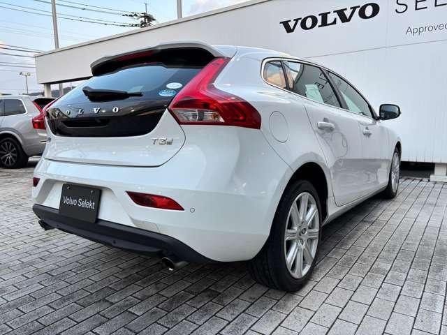 Ｖ４０ Ｔ３　インスクリプション　認定中古車・禁煙車・ブラックレザー・ｈａｒｍａｎ／ｋａｒｄｏｎ・シートヒーター・バックカメラ・純正ＨＤＤナビ・ＴＶ・Ｂｌｕｅｔｏｏｔｈ・パワーシート・シートメモリー（15枚目）