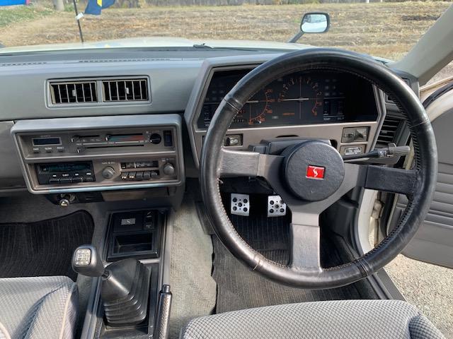 スカイライン ２０００ＲＳ（8枚目）