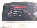 純正ナビ・地デジです。走行中も可能です