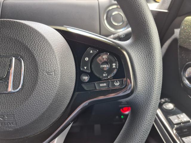 Ｎ－ＢＯＸカスタム Ｇ・Ｌホンダセンシング　ワンオーナー／純正８インチナビ（フルセグ／ＣＤ／ＤＶＤ／Ｂｌｕｅｔｏｏｔｈ／ＵＳＢ）／バックカメラ／コーナーセンサー／電動スライド／ビルトインＥＴＣ／ＬＥＤライト／ホンダセンシング（12枚目）