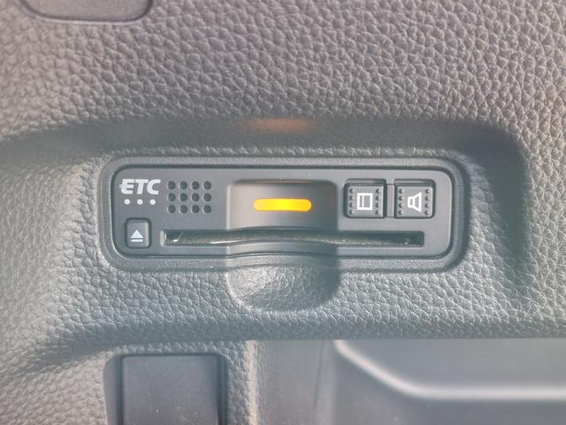 Ｎ－ＢＯＸカスタム Ｇ・Ｌホンダセンシング　ワンオーナー／純正８インチナビ（フルセグ／ＣＤ／ＤＶＤ／Ｂｌｕｅｔｏｏｔｈ／ＵＳＢ）／バックカメラ／コーナーセンサー／電動スライド／ビルトインＥＴＣ／ＬＥＤライト／ホンダセンシング（17枚目）