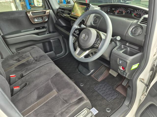 Ｎ－ＢＯＸカスタム Ｇ・Ｌホンダセンシング　ワンオーナー／純正８インチナビ（フルセグ／ＣＤ／ＤＶＤ／Ｂｌｕｅｔｏｏｔｈ／ＵＳＢ）／バックカメラ／コーナーセンサー／電動スライド／ビルトインＥＴＣ／ＬＥＤライト／ホンダセンシング（28枚目）