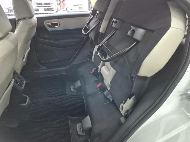 ヴェゼル e:HEVZ・PLaYパッケージ 当社デモカー使用/メーカー純正メモリナビ(フルセグ/Bluetooth/USB)/バックカメラ/LEDヘッドライト/パワーバックドア/コーナーセンサー/置くだけ充電/ビルトインETC/ホンダセンシング(41枚目)