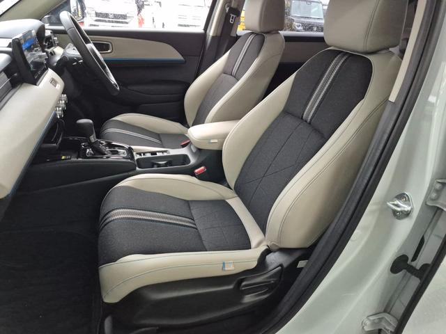 ヴェゼル e:HEVZ・PLaYパッケージ 当社デモカー使用/メーカー純正メモリナビ(フルセグ/Bluetooth/USB)/バックカメラ/LEDヘッドライト/パワーバックドア/コーナーセンサー/置くだけ充電/ビルトインETC/ホンダセンシング(45枚目)