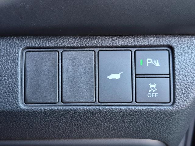 ヴェゼル e:HEVZ 当社代車使用/純正メモリナビ(フルセグ/CD/DVD/Bluetooth/USB)/バックカメラ/コーナーセンサー/BSM/パドルシフト/シートヒーター/パワーバックドア/ホンダセンシング(17枚目)