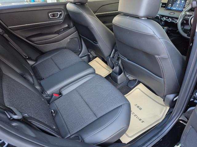 ヴェゼル e:HEVZ 当社代車使用/純正メモリナビ(フルセグ/CD/DVD/Bluetooth/USB)/バックカメラ/コーナーセンサー/BSM/パドルシフト/シートヒーター/パワーバックドア/ホンダセンシング(31枚目)