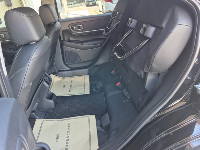 ヴェゼル e:HEVZ 当社代車使用/純正メモリナビ(フルセグ/CD/DVD/Bluetooth/USB)/バックカメラ/コーナーセンサー/BSM/パドルシフト/シートヒーター/パワーバックドア/ホンダセンシング(35枚目)