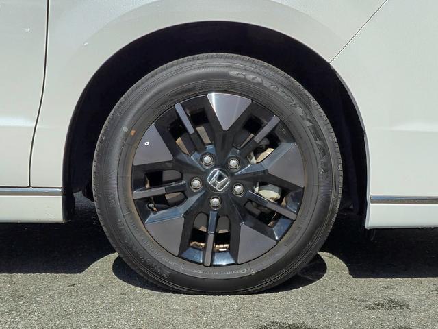 ステップワゴン スパーダ 当社代車使用/純正メモリナビ(フルセグ/CD/DVD/Bluetooth)/パワーバックドア/LEDヘッドライト/両側電動スライド/シートヒーター/オットマン/ホンダセンシング(24枚目)