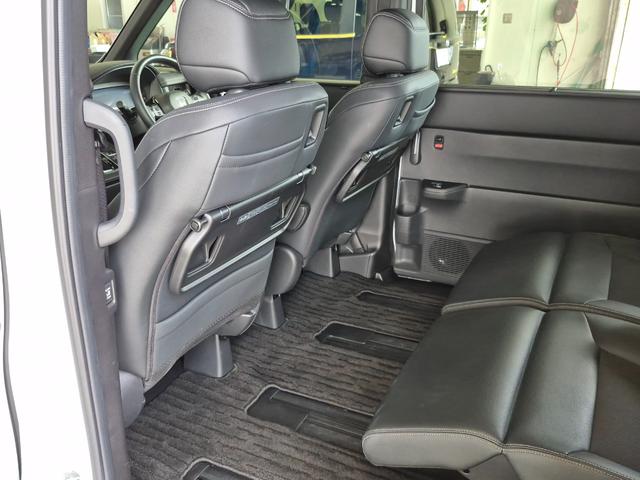 ステップワゴン スパーダ 当社代車使用/純正メモリナビ(フルセグ/CD/DVD/Bluetooth)/パワーバックドア/LEDヘッドライト/両側電動スライド/シートヒーター/オットマン/ホンダセンシング(40枚目)