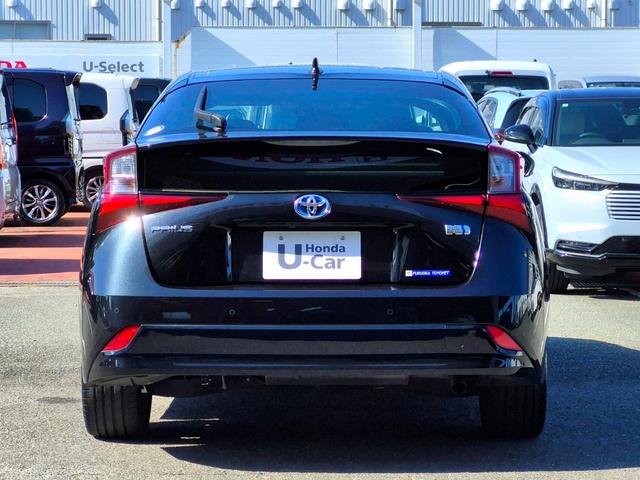 プリウス Ａツーリングセレクション・ブラックエディション　ワンオーナー／純正メモリナビ（Ｂｌｕｅｔｏｏｔｈ／ＵＳＢ）／全方位カメラ／ビルトインＥＴＣ／シートヒーター／パワーシート／コーナーセンサー／トノカバー／ＬＥＤフォグライト／トヨタセーフティセンス（28枚目）