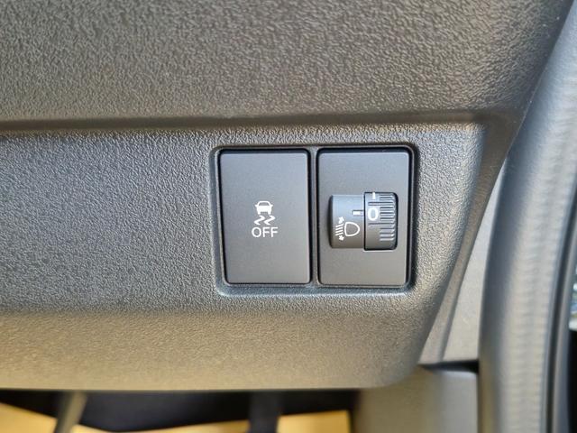 N-BOXカスタム ベースグレード 当社代車使用/純正8インチナビ(フルセグ/Bluetooth/USB)/バックカメラ/コーナーセンサー/電動スライド/LEDライト/レベライザー/ホンダセンシング(19枚目)