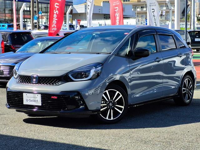 フィット e:HEVRS 当社代車使用/純正メモリナビ(フルセグ/Bluetooth/USB)/バックカメラ/ビルトインETC2.0/コーナーセンサー/パドルシフト/RS専用インテリア/ホンダセンシング(32枚目)