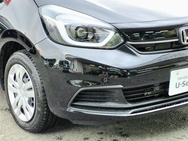 フィット ホーム　当社代車使用／メーカー純正メモリナビ（フルセグ／ＣＤ／ＤＶＤ／Ｂｌｕｅｔｏｏｔｈ／ＵＳＢ）／バックカメラ／ＬＥＤヘッドライト／コーナーセンサー／ブレーキホールド／ホンダセンシング（23枚目）