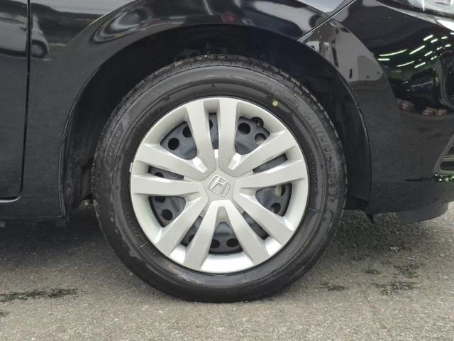 フィット ホーム　当社代車使用／メーカー純正メモリナビ（フルセグ／ＣＤ／ＤＶＤ／Ｂｌｕｅｔｏｏｔｈ／ＵＳＢ）／バックカメラ／ＬＥＤヘッドライト／コーナーセンサー／ブレーキホールド／ホンダセンシング（24枚目）