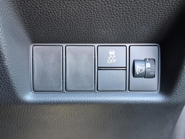 フィット ホーム　当社代車使用／メーカー純正メモリナビ（フルセグ／ＣＤ／ＤＶＤ／Ｂｌｕｅｔｏｏｔｈ／ＵＳＢ）／バックカメラ／ＬＥＤヘッドライト／コーナーセンサー／ブレーキホールド／ホンダセンシング（19枚目）