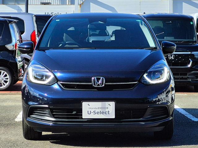 フィット ホーム　当社代車使用／メーカー純正メモリナビ（フルセグ／ＣＤ／ＤＶＤ／Ｂｌｕｅｔｏｏｔｈ／ＵＳＢ）／バックカメラ／ＬＥＤヘッドライト／コーナーセンサー／ブレーキホールド／ホンダセンシング（20枚目）