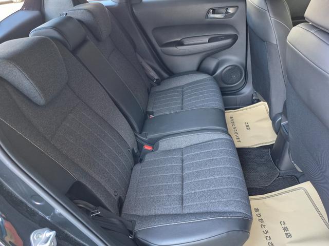 フィット ホーム　当社代車使用／メーカー純正メモリナビ（フルセグ／ＣＤ／ＤＶＤ／Ｂｌｕｅｔｏｏｔｈ／ＵＳＢ）／バックカメラ／ＬＥＤヘッドライト／コーナーセンサー／ブレーキホールド／ホンダセンシング（34枚目）