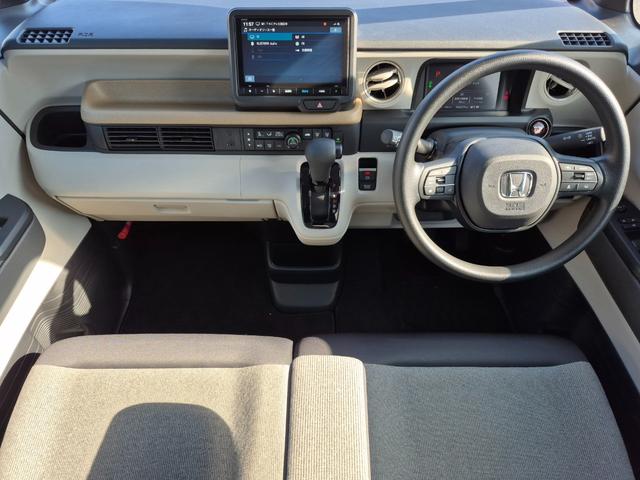 Ｎ－ＢＯＸ ベースグレード　当社代車使用／純正メモリナビ（フルセグ／Ｂｌｕｅｔｏｏｔｈ／ＵＳＢ）／バックカメラ／コーナーセンサー／電動スライド／ＬＥＤライト／シートヒーター／レベライザー／ホンダセンシング（2枚目）