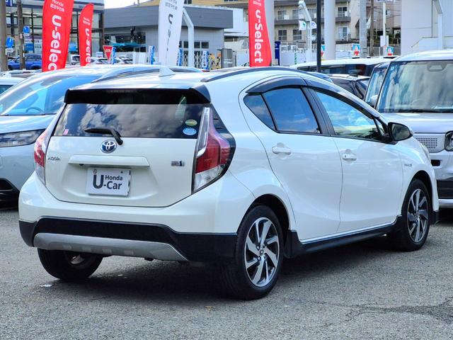 アクア Ｘ－アーバンソリッド　社外メモリナビ（フルセグ／ＣＤ／ＤＶＤ／Ｂｌｕｅｔｏｏｔｈ）／バックカメラ／コーナーポール／ビルトインＥＴＣ／シートヒーター／衝突被害軽減ブレーキ／ルーフレール（22枚目）