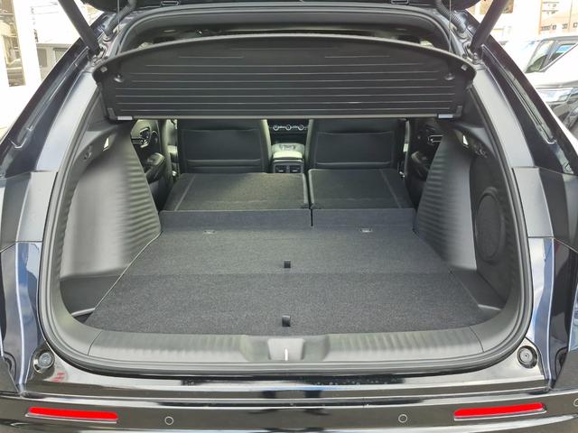 ＺＲ－Ｖ ｅ：ＨＥＶＺ特別仕様車ブラックスタイル　当社デモカー使用／メーカー純正メモリナビ（フルセグ／Ｂｌｕｅｔｏｏｔｈ／ＵＳＢ）／マルチビューカメラ／ＬＥＤヘッドライト／パワーバックドア／コーナーセンサー／ワイヤレスレス電／ビルトインＥＴＣ（34枚目）