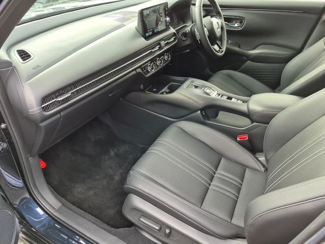 ＺＲ－Ｖ ｅ：ＨＥＶＺ特別仕様車ブラックスタイル　当社デモカー使用／メーカー純正メモリナビ（フルセグ／Ｂｌｕｅｔｏｏｔｈ／ＵＳＢ）／マルチビューカメラ／ＬＥＤヘッドライト／パワーバックドア／コーナーセンサー／ワイヤレスレス電／ビルトインＥＴＣ（37枚目）