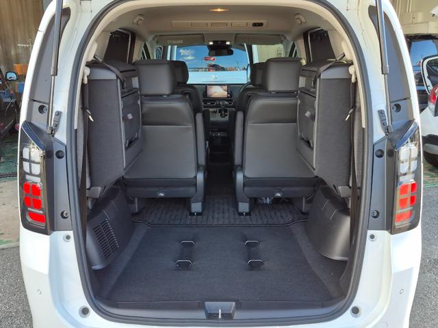 フリード エアーＥＸ　当社代車使用／純正９インチナビ（フルセグ／Ｂｌｕｅｔｏｏｔｈ／ＵＳＢ）／バックカメラ／コーナーセンサー／両側電動スライド／ホンダセンシング／シートヒーター／オートライト（33枚目）