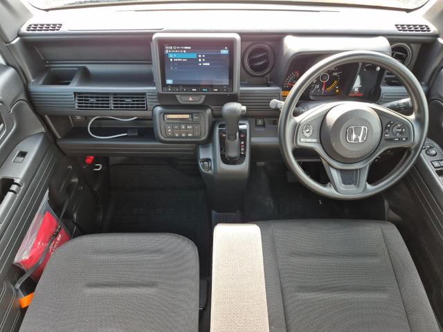 Ｎ－ＶＡＮ Ｌ　当社代車使用／純正８インチナビ（フルセグ／Ｂｌｕｅｔｏｏｔｈ／ＵＳＢ）／バックカメラ／コーナーセンサー／フルフラット／キーレス／ホンダセンシング（2枚目）