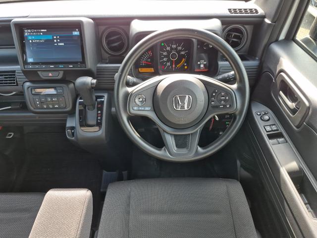 Ｎ－ＶＡＮ Ｌ　当社代車使用／純正８インチナビ（フルセグ／Ｂｌｕｅｔｏｏｔｈ／ＵＳＢ）／バックカメラ／コーナーセンサー／フルフラット／キーレス／ホンダセンシング（3枚目）