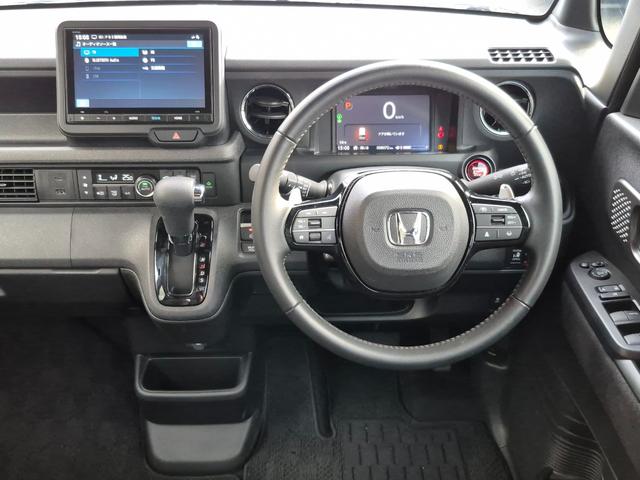 Ｎ－ＢＯＸカスタム ターボ　当社代車使用／純正メモリナビ（フルセグ／Ｂｌｕｅｔｏｏｔｈ／ＵＳＢ）／バックカメラ／コーナーセンサー／電動スライド／ＬＥＤライト／シートヒーター／レベライザー／ホンダセンシング（3枚目）