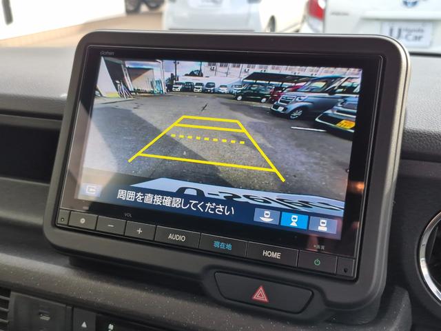 Ｎ－ＢＯＸカスタム ターボ　当社代車使用／純正メモリナビ（フルセグ／Ｂｌｕｅｔｏｏｔｈ／ＵＳＢ）／バックカメラ／コーナーセンサー／電動スライド／ＬＥＤライト／シートヒーター／レベライザー／ホンダセンシング（7枚目）