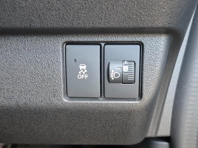 Ｎ－ＢＯＸカスタム ターボ　当社代車使用／純正メモリナビ（フルセグ／Ｂｌｕｅｔｏｏｔｈ／ＵＳＢ）／バックカメラ／コーナーセンサー／電動スライド／ＬＥＤライト／シートヒーター／レベライザー／ホンダセンシング（16枚目）