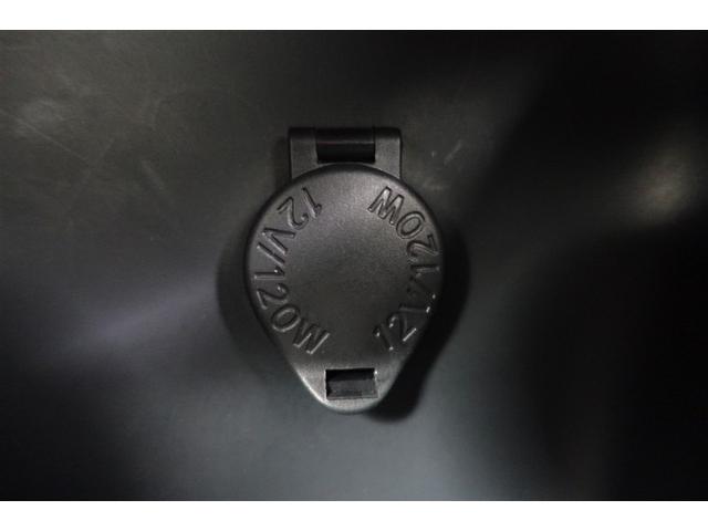 ヤリス Ｇ　バックモニタ－　誤発進抑制機能　ドライブレコーダ　スマートキー　盗難防止装置　横滑り防止機能　キーレス　ＥＴＣ　オートエアコン　メモリーナビ　ＡＢＳ　運転席エアバック　サイドエアバッグ　記録簿有　ナビ（34枚目）