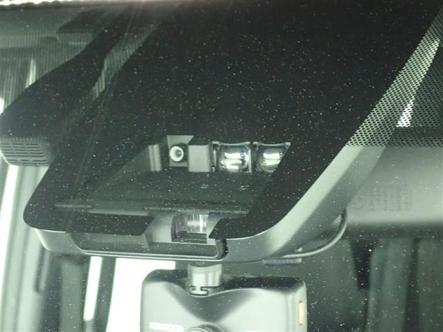 ノア ハイブリッドSi ABS 横滑り防止機能 ダブルエアコン エアバッグ バックモニター オートクルーズコントロール 盗難防止システム 記録簿有 ナビTV LEDライト 1オーナー 3列シート メモリーナビ ETC AW(14枚目)