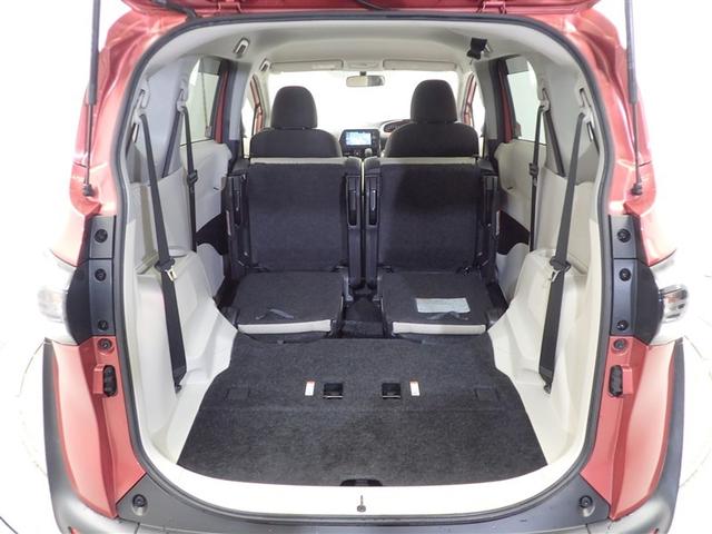 シエンタ Ｘ　ＥＴＣ装備　地デジ　バックガイドモニター　運転席助手席エアバック　マニュアルエアコン　１オーナー　キーフリーシステム　メンテナンスノート　メモリーナビゲーション　横滑防止装置　エアバック付き　ナビＴＶ（10枚目）