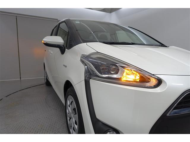 シエンタ ハイブリッドＧ　クエロ　点検記録簿　地デジＴＶ　盗難防止　横滑り防止　ＬＥＤライト　ドライブレコーダー　スマートキー　ＥＴＣ　１オーナー　バックモニタ　ＤＶＤ　オ－トエアコン　ＡＵＸ　メモリ－ナビ　エアバッグ　３列シート（23枚目）