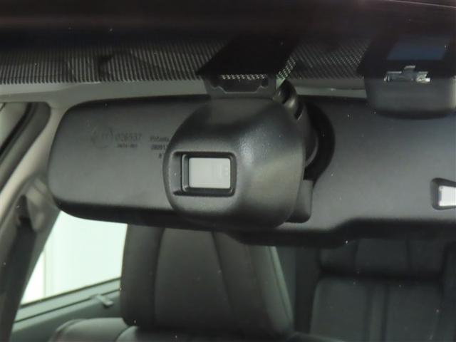 クラウンハイブリッド アスリートＧ　整備記録簿　セキュリティー　地デジ　ＴＶナビ　本革シート　Ｗエアバック　カーテンエアバック　リアカメラ　クルコン　ＨＤＤナビゲーションシステム　ＤＶＤ可　スマキー　ＡＵＸ　パワーウィンドウ　エアコン（12枚目）