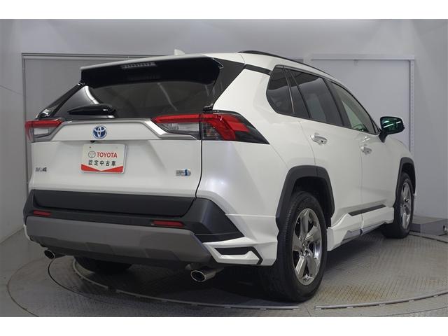 ＲＡＶ４ ハイブリッドＧ　衝突被害軽減装置　エアロ　ワンオーナ－　バックモニター　整備記録簿　地デジＴＶ　ＬＥＤヘッドライト　スマキー　電動シ－ト　ＡＷＤ　ＴＶナビ　パワステ　横滑り防止装置　クルコン　ＡＡＣ　エアバッグ　ＡＷ（3枚目）