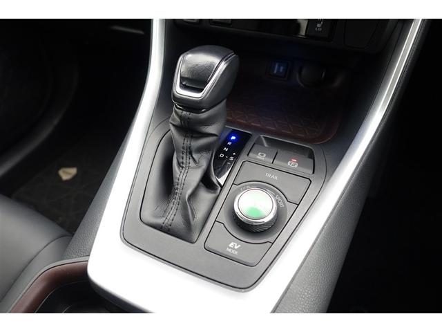 ＲＡＶ４ ハイブリッドＧ　衝突被害軽減装置　エアロ　ワンオーナ－　バックモニター　整備記録簿　地デジＴＶ　ＬＥＤヘッドライト　スマキー　電動シ－ト　ＡＷＤ　ＴＶナビ　パワステ　横滑り防止装置　クルコン　ＡＡＣ　エアバッグ　ＡＷ（32枚目）