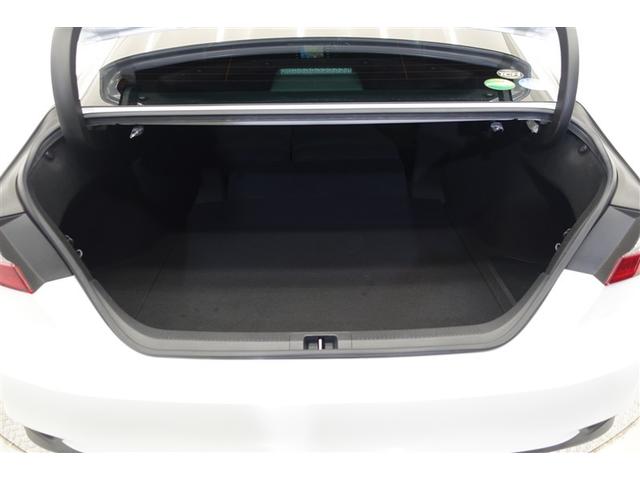 �g�����N�X�y�[�X����������Ă���Z�_���́A�ԊO������ԓ�������ו��������������ڂ��X�b�L�����܂��B����≹�A�ɂ��������ڎԓ��ɓ`���Ȃ������b�g������܂��B