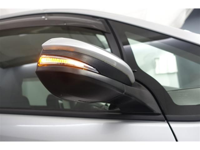 ノア ハイブリッドG Rカメラ スマートキー&プッシュスタート LEDへッドライト ウォークスルー 地デジ イモビライザー 記録簿有 Wエアコン パワーウインドウ アルミ クルコン エアバッグ 横滑り防止 DVD再生機能(24枚目)