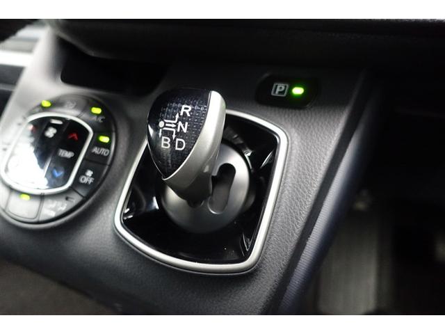 ノア ハイブリッドG Rカメラ スマートキー&プッシュスタート LEDへッドライト ウォークスルー 地デジ イモビライザー 記録簿有 Wエアコン パワーウインドウ アルミ クルコン エアバッグ 横滑り防止 DVD再生機能(28枚目)