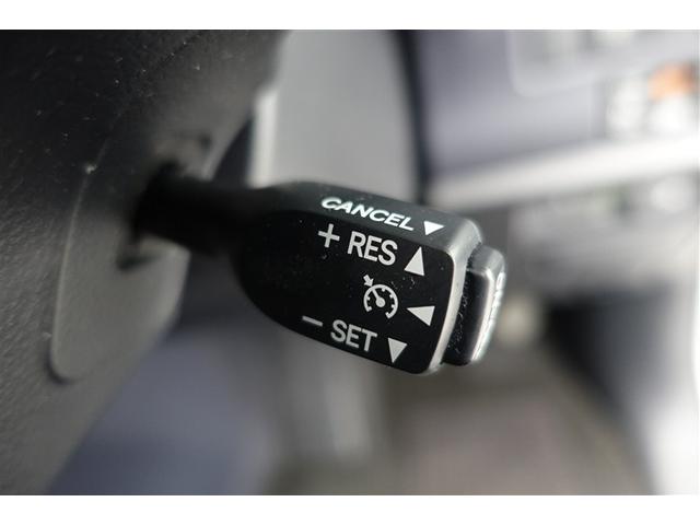 ノア ハイブリッドG Rカメラ スマートキー&プッシュスタート LEDへッドライト ウォークスルー 地デジ イモビライザー 記録簿有 Wエアコン パワーウインドウ アルミ クルコン エアバッグ 横滑り防止 DVD再生機能(36枚目)