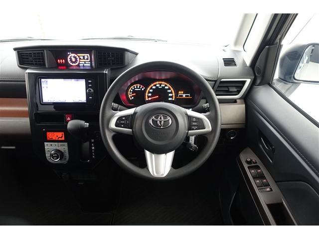 �X�^�C���b�V���ȃC���p�l����ł��I�^�]�̍ہA��ɖڂɂ��镔���́A�V�b�N�ɂ܂Ƃ߂��O���̗��Ȃ��f�U�C�����l�C�ł��I