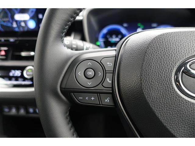 �X�e�A�����O�X�C�b�`���ځI�n���h�������𗣂��Ȃ��Ă��A�茳�̃X�C�b�`�ŉ��ʒ��߂Ȃǂ��o���܂��B�^�]�ȂɎ��������炳�Ȃ��Ă����삪�o���Ĉ��S�ł��I