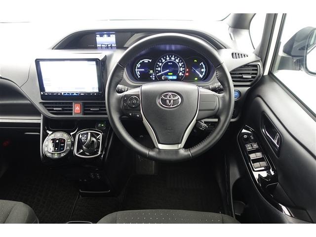 ノア ハイブリッドＧ　Ｒカメラ　スマートキー＆プッシュスタート　ＬＥＤへッドライト　地デジ　イモビライザー　Ｗエアコン　パワーウインドウ　アルミ　クルコン　エアバッグ　横滑り防止　ＤＶＤ再生機能　パワステ　ナビＴＶ　ＡＢＳ（4枚目）